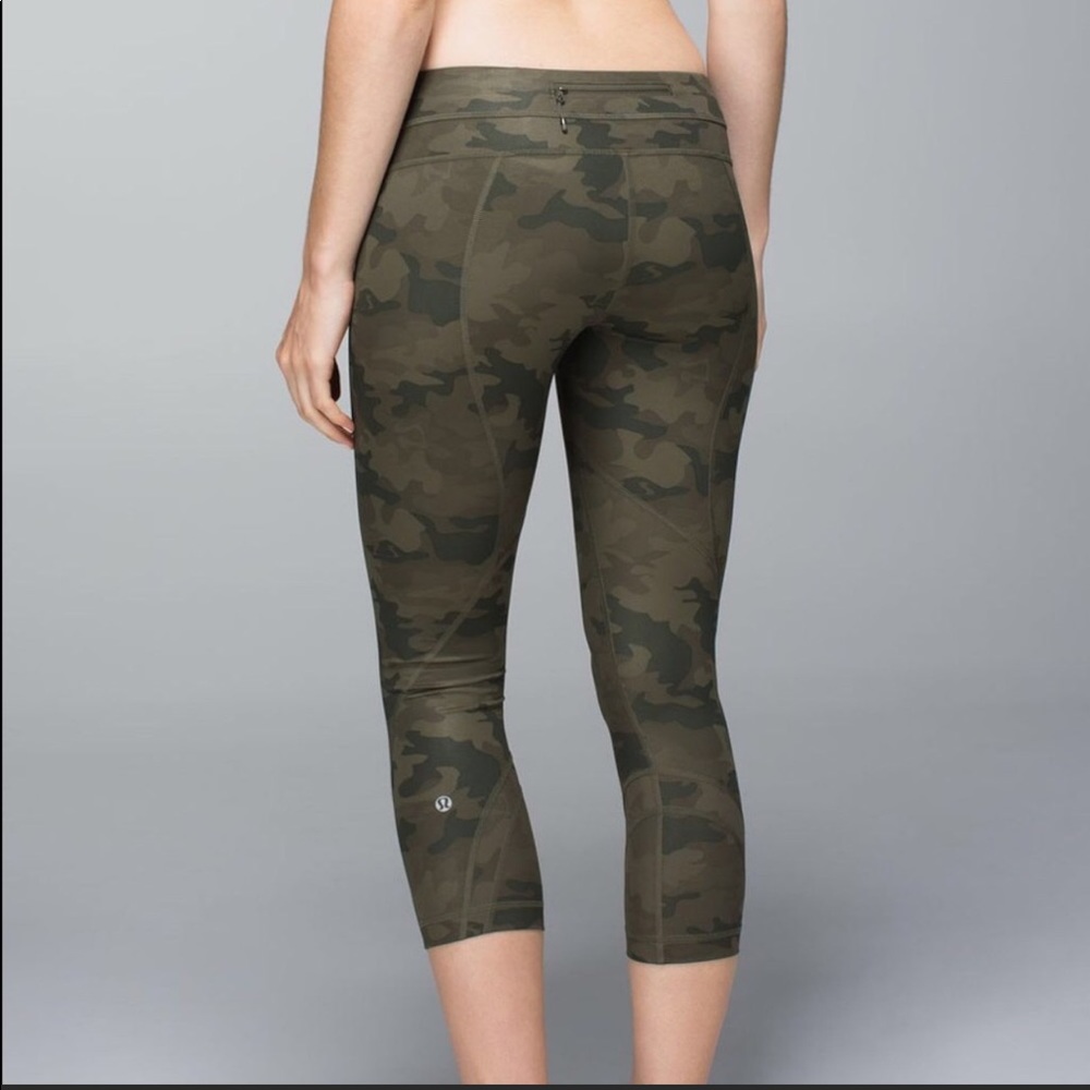 Camo Inspire crop